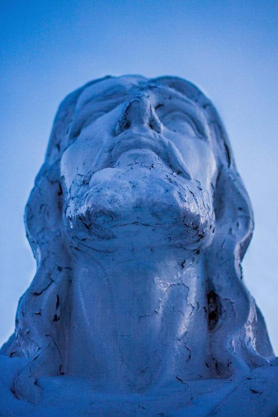 Jesus likely saw snow during his lifetime, especially considering the climate and geography of the regions in which he lived and traveled. Historical climate data and biblical references suggest snowfall was more common in ancient Israel than it is today. While there is no explicit mention of Jesus witnessing snow in the Gospels, the environmental conditions make it probable that he encountered snow, at least occasionally.
