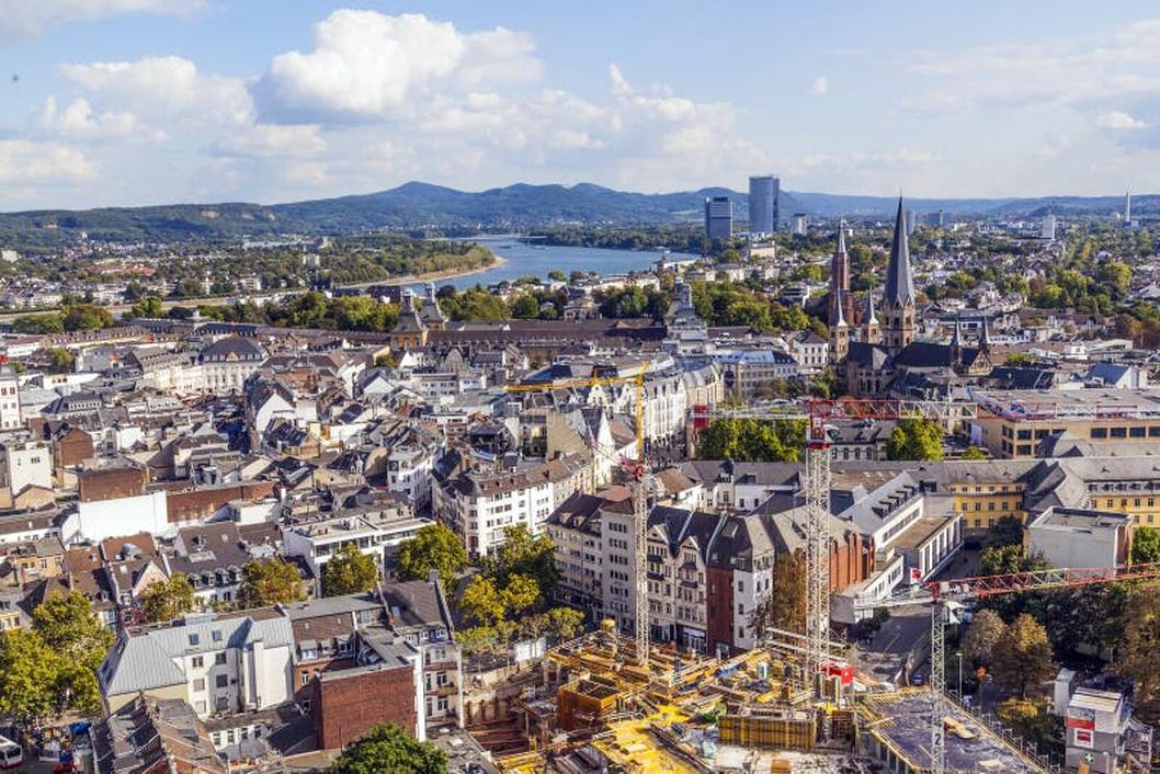 Frankfurt’s High Profile Was a Double-Edged Sword