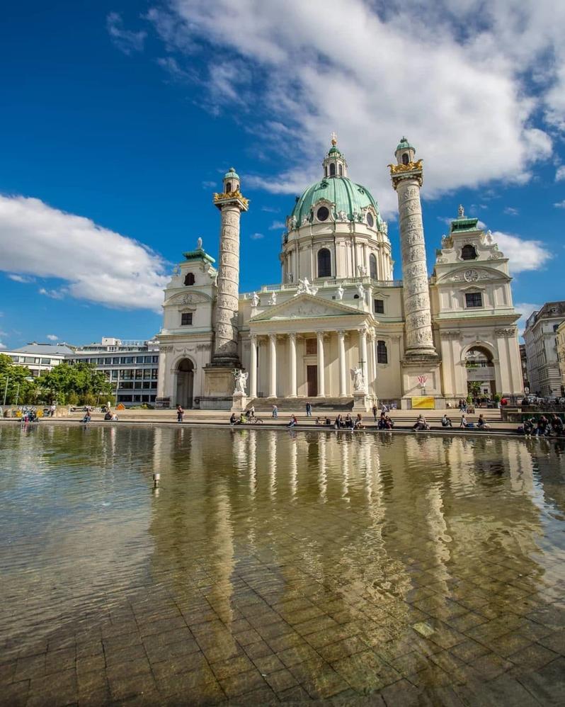 Following the Anschluss, the Vienna NSDAP (that’s the local Nazi party branch) installed new leadership at the Academy. The trio—Ferdinand Andri, Wilhelm Dachauer, and Alexander Popp—shared aesthetic leanings with the Vienna Secessionist movement, the same artistic circle once associated with the legendary Gustav Klimt. Now, that is an unexpected twist in this grim tale. It suggests a continuity of certain cultural connections despite the political overhaul.