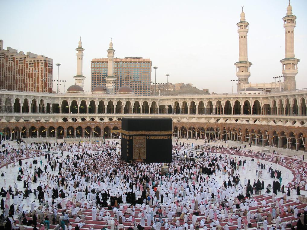 Throughout history, Sunni and Shi'a communities have experienced periods of repression and violence against each other. The Fatimid Caliphate (a Shi’a dynasty in Egypt) allied with militant groups known as the Assassins, notorious for targeting Sunni leaders and crusaders, exemplifying sectarian strife. Both sects have seen rulers who oppressed rival groups as part of political consolidation.