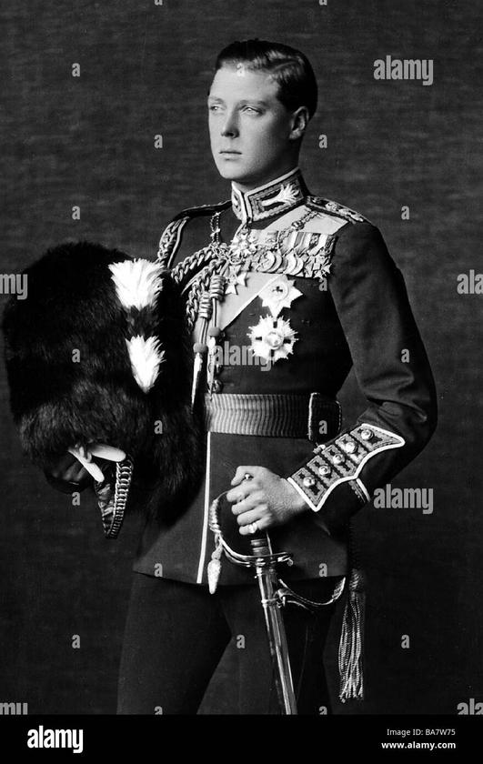 While Edward VIII expressed controversial political views, particularly showing some sympathy toward Nazi Germany, these did not directly trigger or heavily influence his abdication. The German ambassador’s impressions of Edward’s views alarmed the Foreign Office, but officials considered this more a reflection of his reckless nature than a genuine political threat. At the time, sympathetic attitudes toward the Nazis were not uncommon in some British aristocratic circles. During the 1936 Berlin Olympics, the Nazi regime presented a polished image to foreign visitors, including many British upper-class individuals who returned with the impression that Nazi policies had been exaggerated in the press.