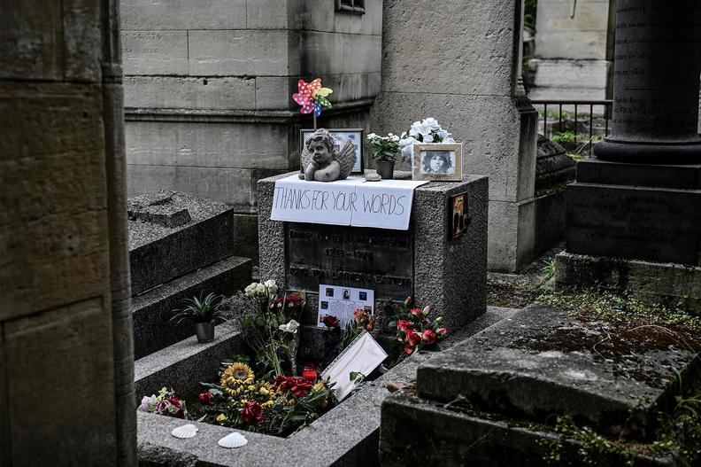Were the People of Paris Asked to Judge if Jim Morrison Was Worthy of Being Buried in Père Lachaise Cemetery?