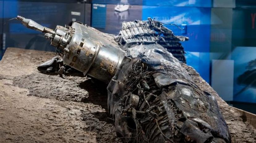 How accepted is the theory that the Soviet submarine K-129 sank while trying to launch their nuclear missiles?