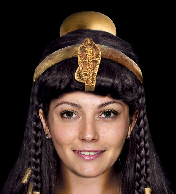 Why do people say that Cleopatra was Greek, rather than Egyptian?