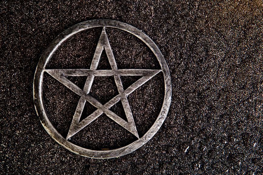 Modern Christmas traditions include very few direct pagan elements; most customs are recent and rooted in Christian and Protestant practices from the 16th to 19th centuries.The association between paganism and Christmas is often overstated. Several traditions commonly thought to be pagan either have tenuous links or originated independently from ancient rituals.