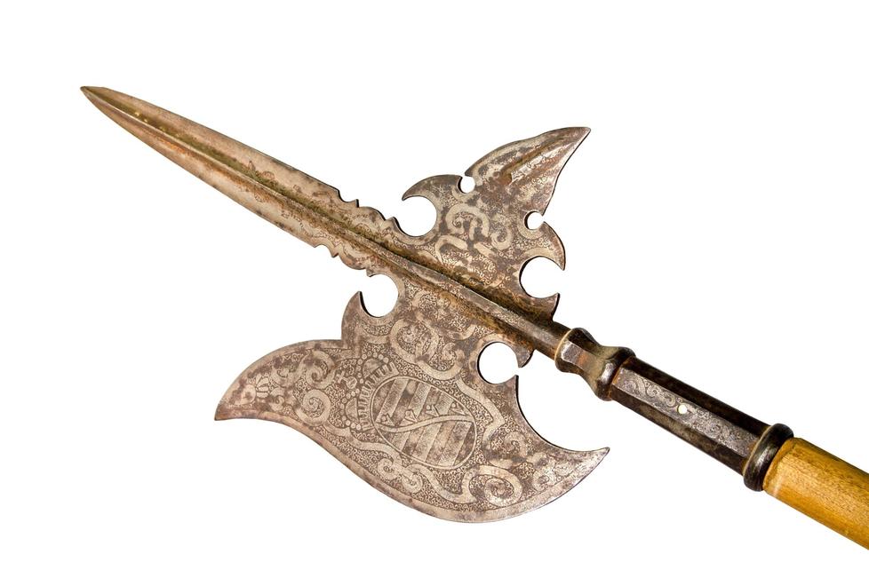 Halberds also survived as ceremonial weapons into modern times. Their symbolic role in military and state ceremonies underlines their lasting cultural significance beyond practical battlefield use.