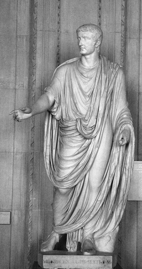 Martial, the Roman poet, describes “toga work” (opera togata) as tedious and painful. If wearing a toga felt like a chore to a Roman, it’s easy to see why people in warmer regions avoided it. Especially in the Eastern Roman Empire, which later became the Byzantine Empire, people shunned such impractical clothing.