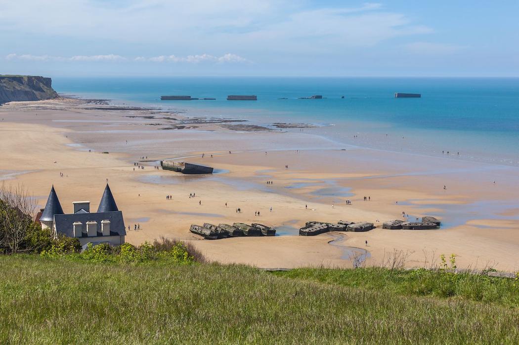 The invasion sprawled across five beaches: Utah, Omaha, Gold, Juno, and Sword. Each was effectively its own battlefield with different levels of resistance. The heaviest carnage happened at Omaha Beach and Point du Hoc, where German defenses held firm and firepower rained down unrelentingly. That first wave at Omaha was not just walking into a fight; they were stepping into a storm with little cover and very high risk.