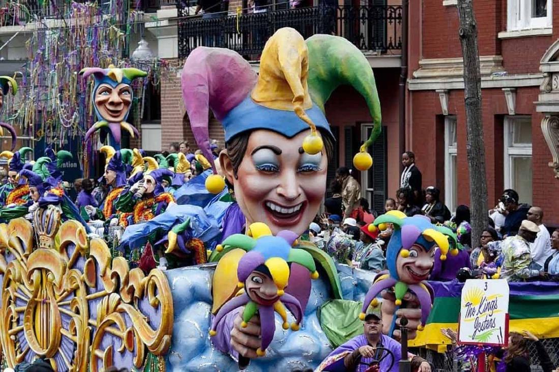 The bared breasts for beads tradition at Mardi Gras started in the mid-1970s in New Orleans' French Quarter. It emerged as a form of playful exhibitionism connected to bead throwing during Carnival celebrations. This began around the time the official French Quarter float parade was shut down, leading to freer and rowdier street celebrations.