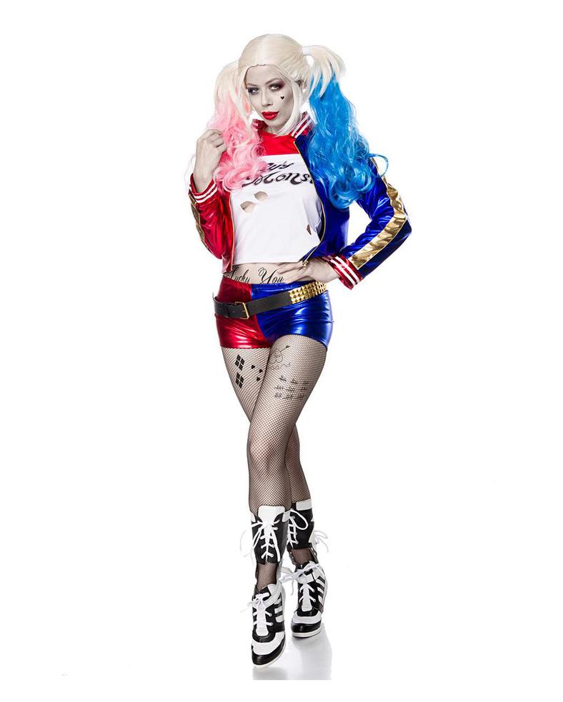 Harlequin on Stage: More Than Just a Fool