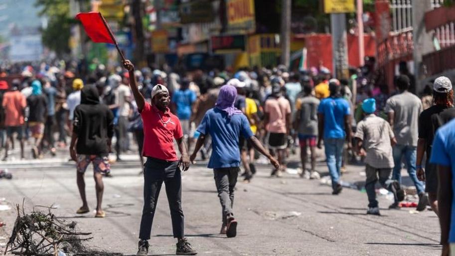 The period of dictatorship in Haiti under the Duvalier family played a critical role in its decline. Human rights abuses during their rule caused the country's wealthy and educated classes to flee. This exodus drained Haiti of vital capital and professional talent such as doctors, engineers, and scientists, hampering recovery efforts after the regime's fall. In contrast, the Dominican Republic's dictatorship under Rafael Trujillo emphasized education. Despite its own significant issues, the Dominican Republic did not suffer a comparable loss of professionals.