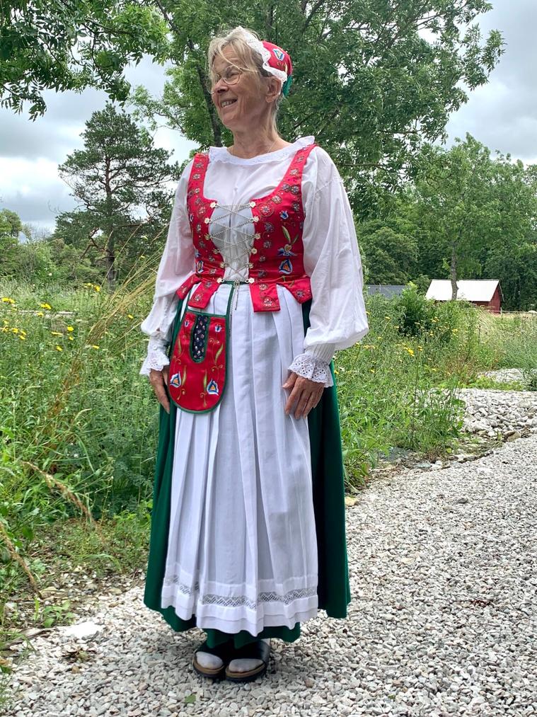 Sweden had a strong military tradition and effective leadership. King Karl XI built a semi-professional army that won key battles early under his son Karl XII. Victories at Narva (1700), Düna (1701), and Fraustadt (1706) showcased Sweden’s tactical skill. However, Sweden had to rebuild the army multiple times during the war (in 1700, 1710, and 1715), indicating unsustainable losses.