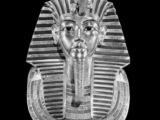 Ancient Egyptian Armor: Features and Materials Used in Warfare