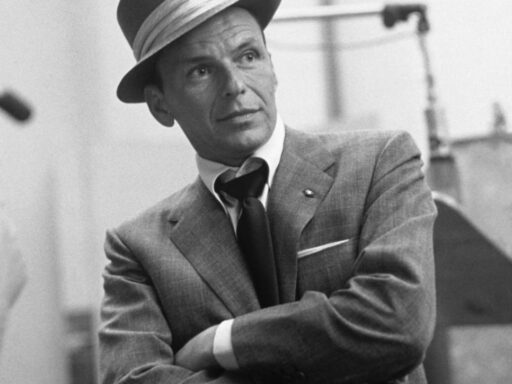 Frank Sinatra's Views on "Strangers in the Night" and Its Alleged Homosexual Themes