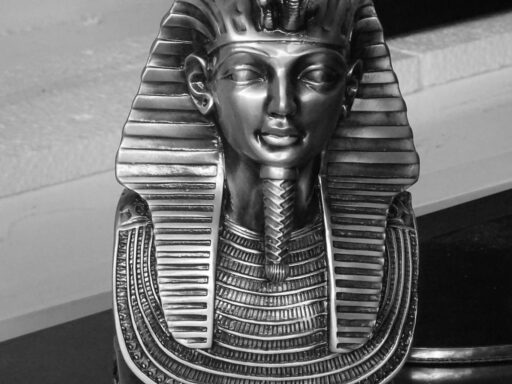 Understanding the Dual Role of "Pharaoh" as a Title and a Name in Ancient Egypt