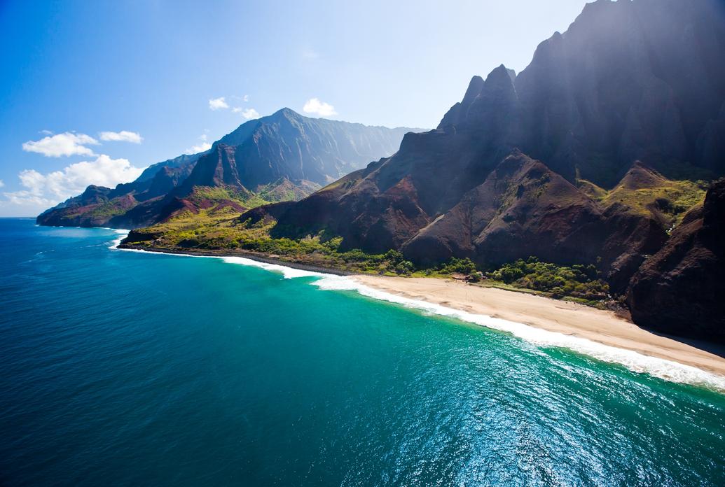 The Hawaiian natives arrived on the islands thousands of years ago by skilled Polynesian voyagers who crossed vast oceans on double-hulled canoes, using expert navigation techniques to find and settle the remote Hawaiian archipelago.But how exactly did they manage this incredible feat? The answer blends legend, science, navigation prowess, and a dash of mystery.