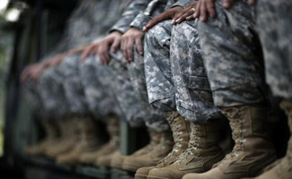 Imagine being a soldier in the 1940s. You’re thrust into intense combat zones, faced with physical and mental stress beyond ordinary life. Still, your hair had to obey certain rules – not because of vanity, but for hygiene and uniformity.