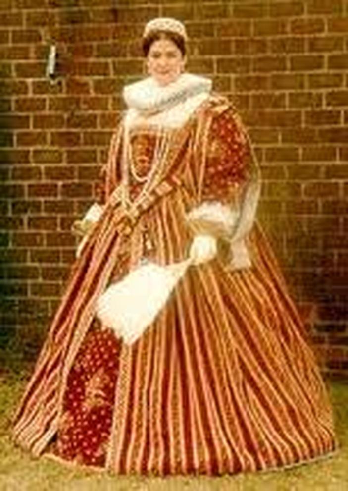 What Was Upper Class Entertainment Like in the Elizabethan Era?