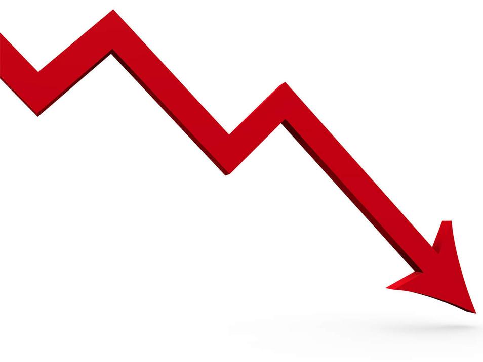 The first major cause was a wave of departures during approximately 1966 to 1980. An estimated 32,000 to 39,000 women left religious orders in this period. Many nuns and sisters decided to leave, contributing to a rapid decrease in numbers. This mass leaving created a gap that later recruitment could not fill.