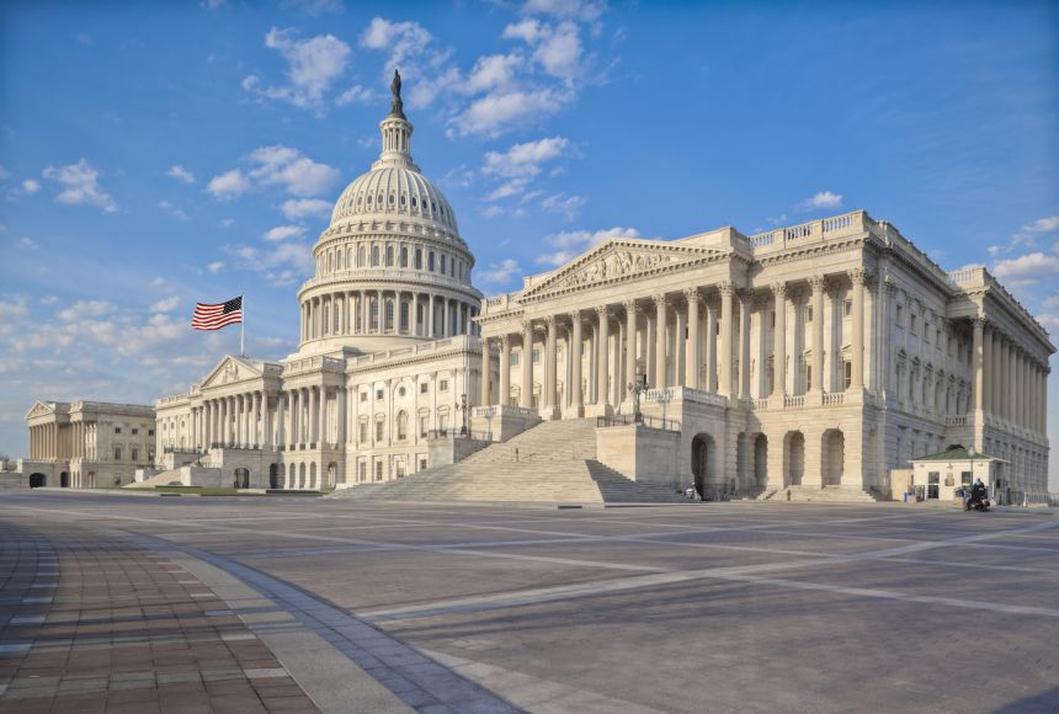 Historical context shows term limits were debated since the nation's founding. Between 1789 and 1947, over 270 resolutions addressed limits on presidential re-election, a debate intensified during FDR’s long presidency.